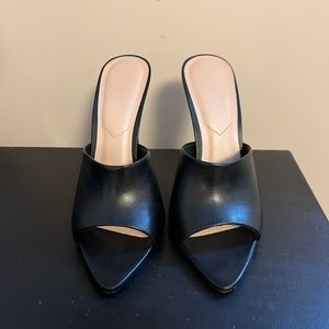 Black Aldo mule heel size US 9